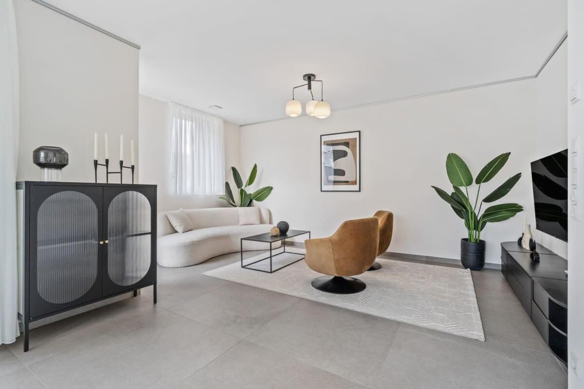 Apartment Luxury 2br, Free Parking, Balcony