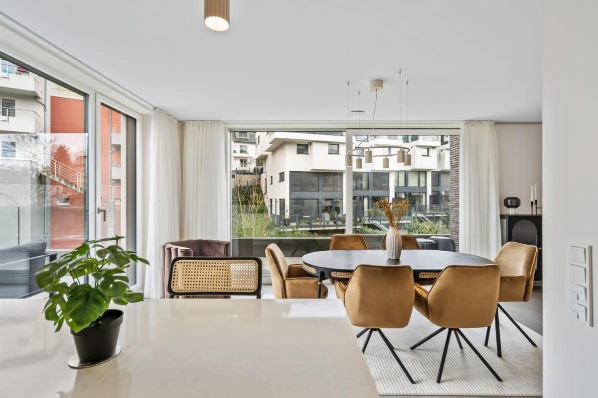Apartment Luxury 2br, Free Parking, Balcony *