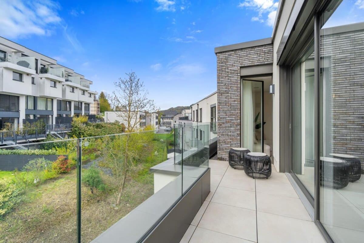 Apartment Luxury 2br, Free Parking, Balcony *